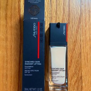 Shiseido Synchro Skin Radiant Lifting Foundation Oil-Free SPF 30 Sunscreen